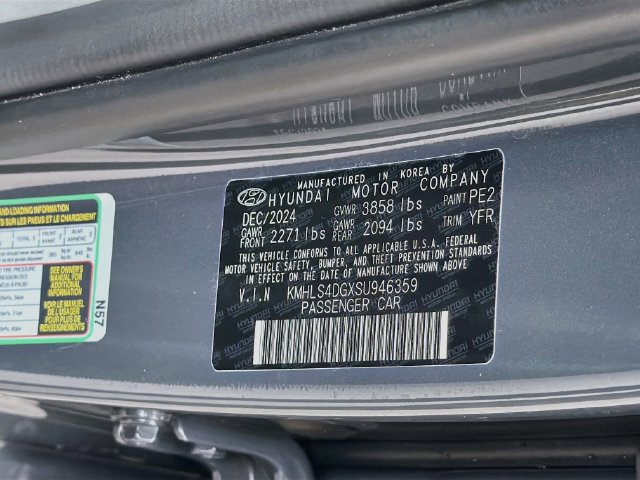 Used 2025 Hyundai Elantra SEL FWD image 30