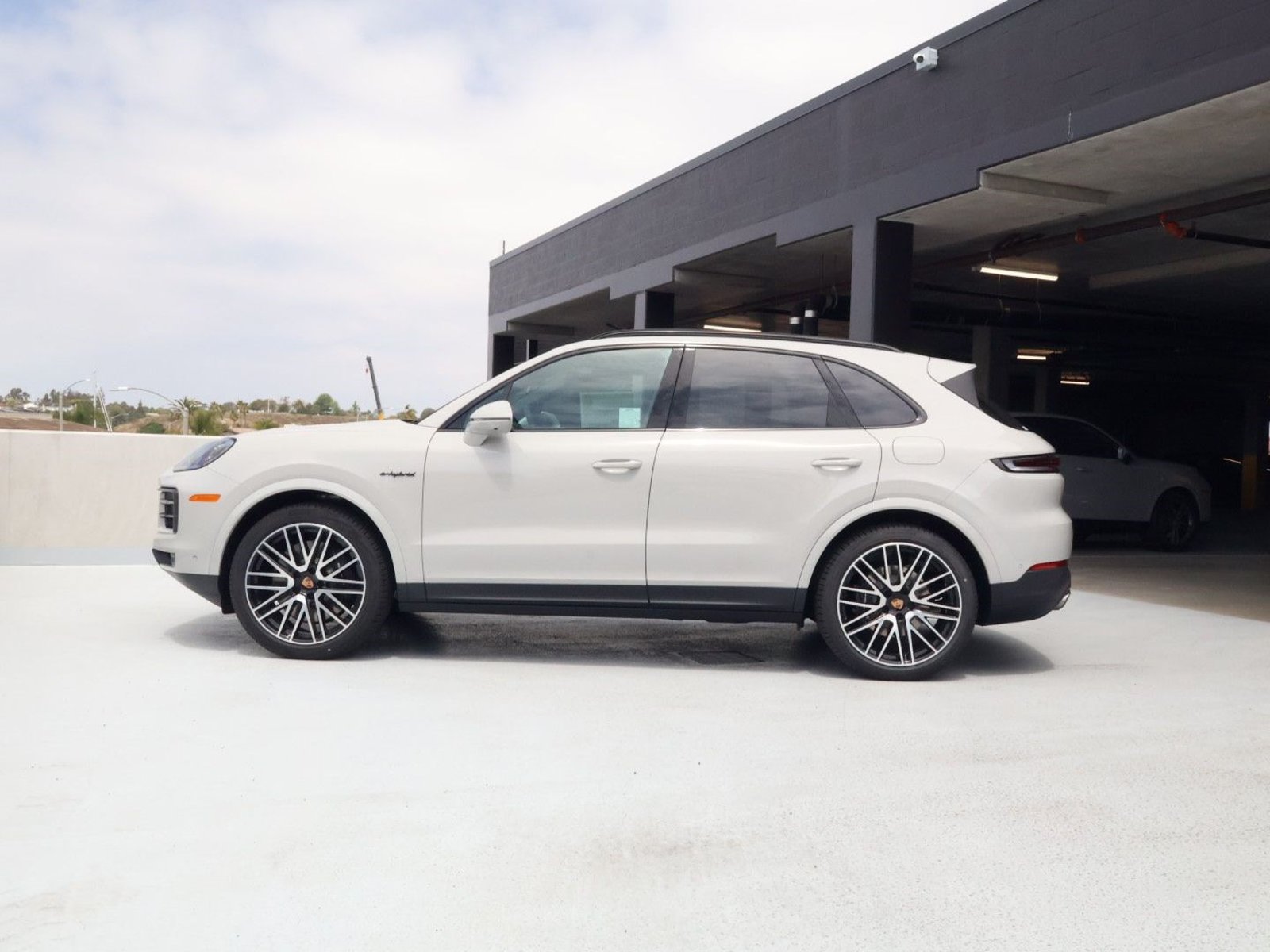 New 2026 Porsche Cayenne E-Hybrid AWD/4WD video 2