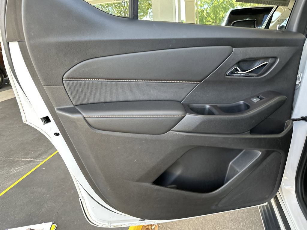 Used 2019 Chevrolet Traverse Premier w/ LPO, Floor Liner Package AWD/4WD image 28