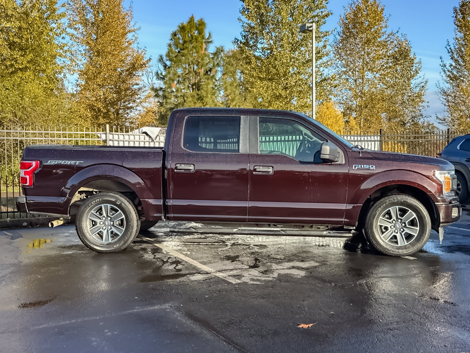 Used 2018 Ford F150 XL w/ Equipment Group 101A Mid RWD image 2