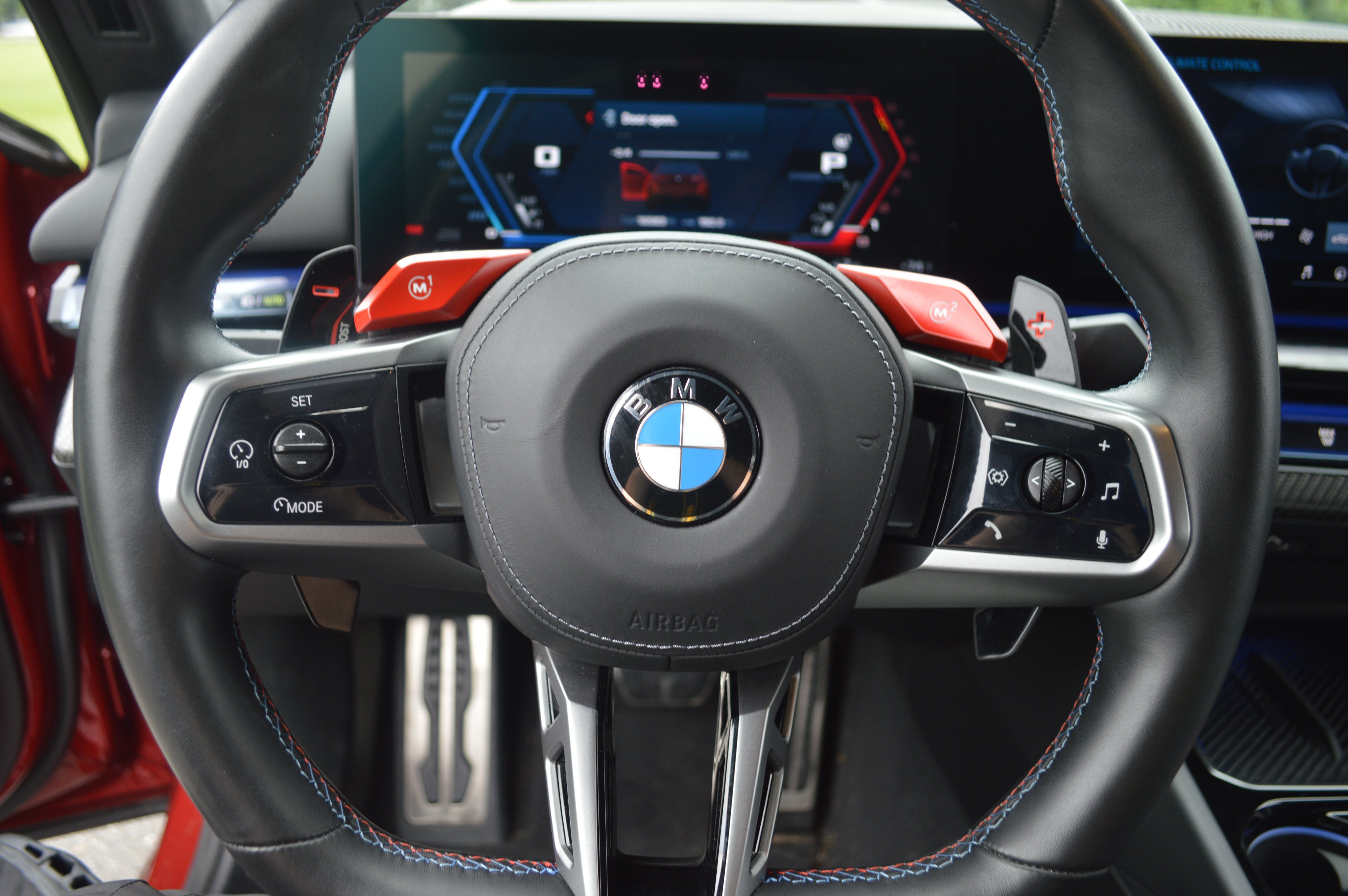 Used 2025 BMW M5 AWD/4WD image 17