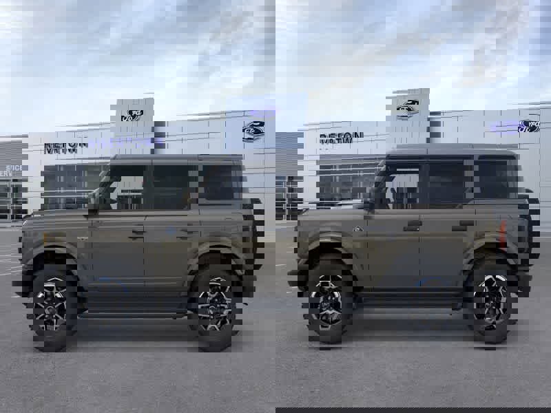 New 2026 Ford Bronco Outer Banks image 3