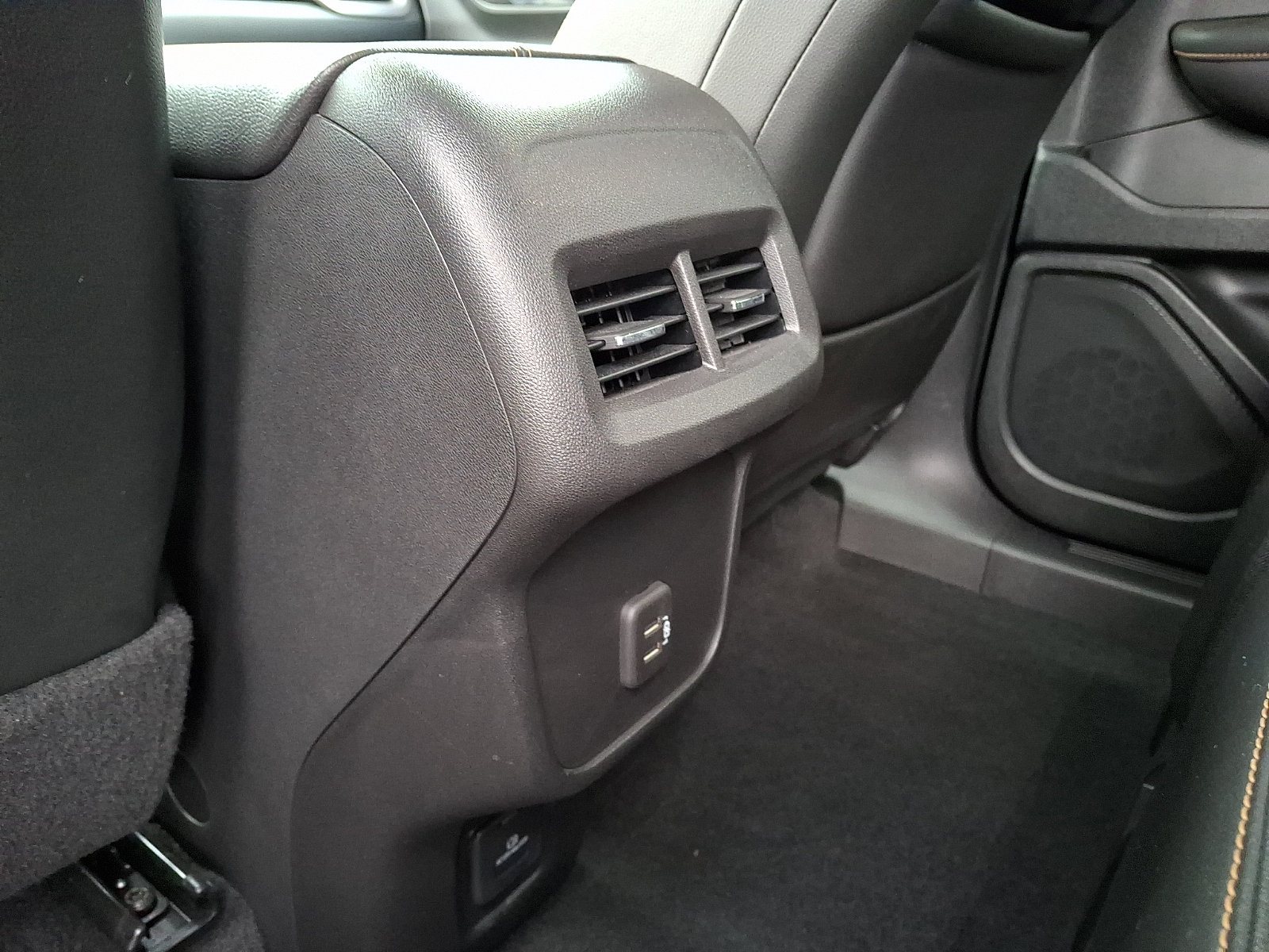 Certified 2022 GMC Terrain AT4 w/ LPO, Floor Liner Package AWD/4WD image 11