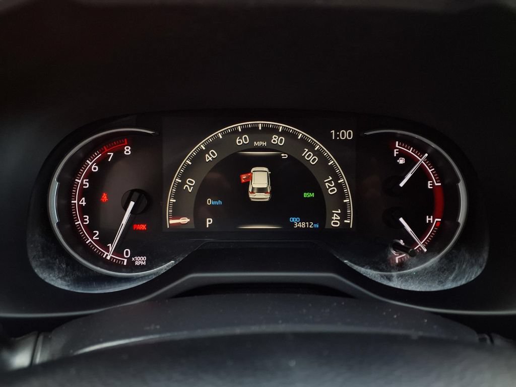 Used 2024 Toyota RAV4 LE FWD image 15