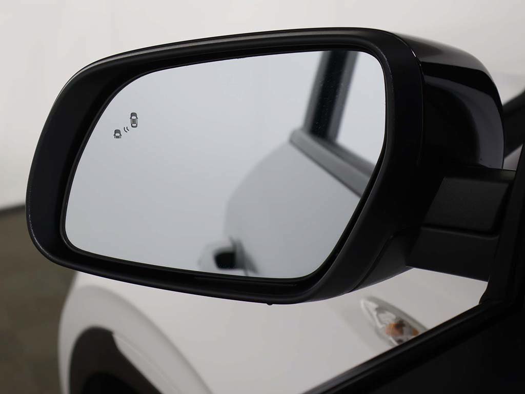 Certified 2024 Hyundai Venue Limited FWD image 31