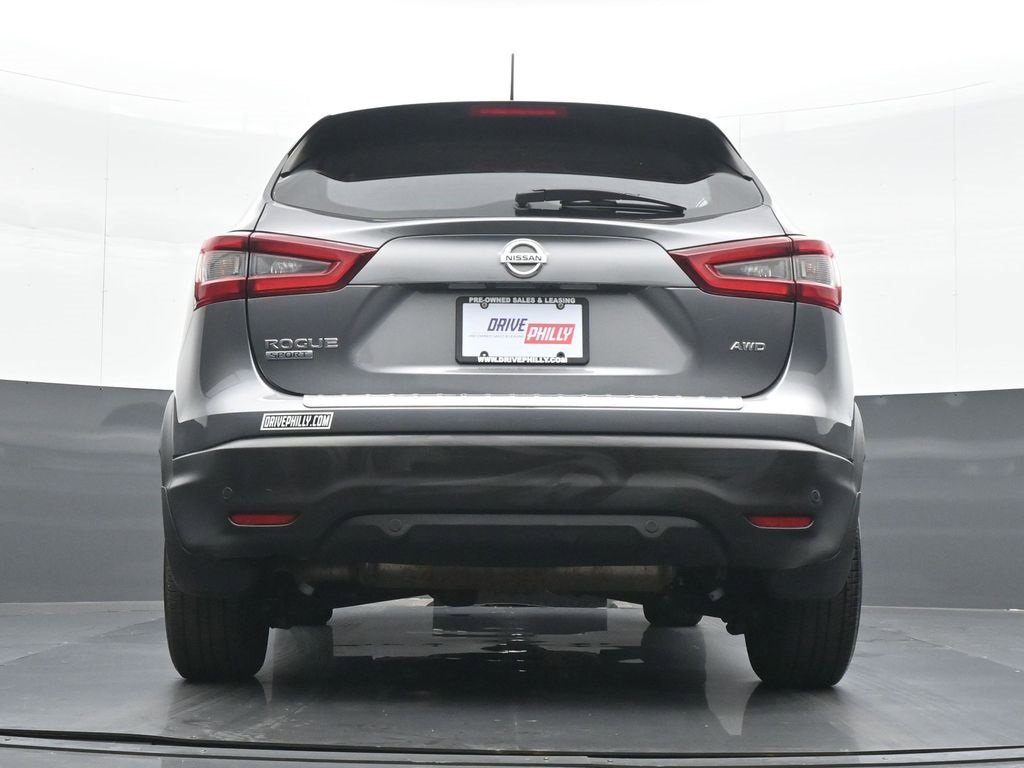 Used 2020 Nissan Rogue Sport S image 20