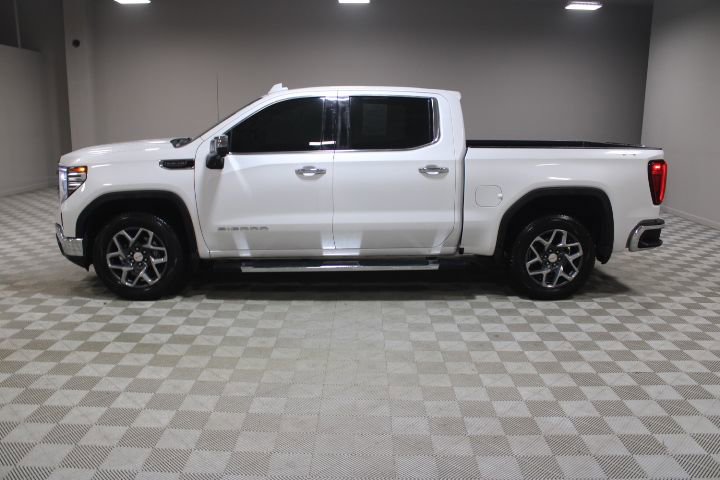 Used 2022 GMC Sierra 1500 SLT w/ SLT Convenience Package image 4