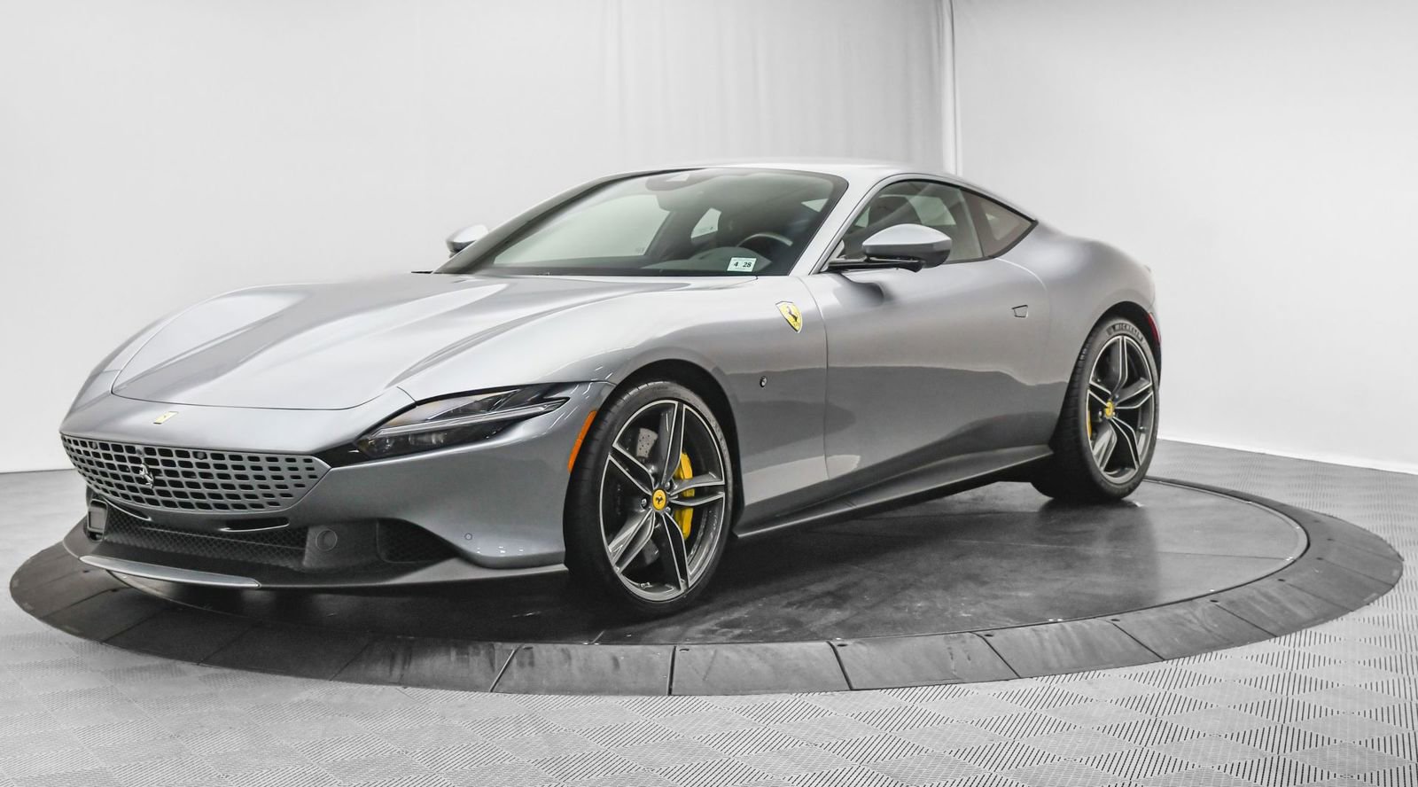 Certified 2023 Ferrari Roma image 4