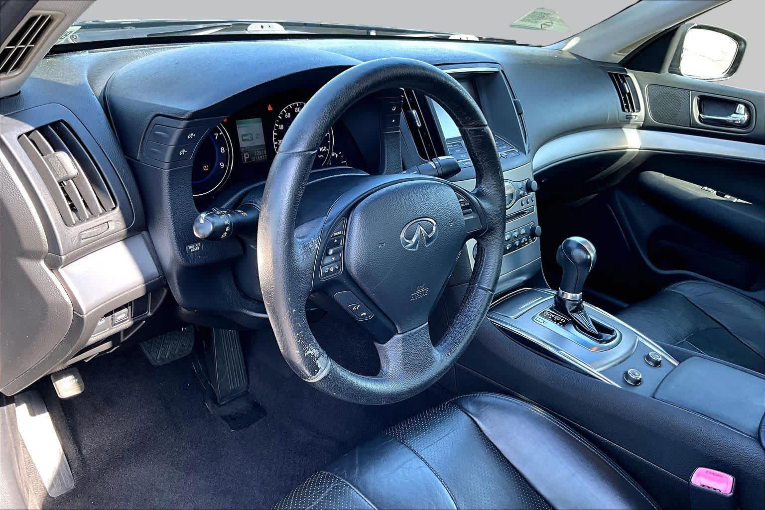 Used 2011 INFINITI G25 Journey w/ Moonroof Pkg RWD image 16