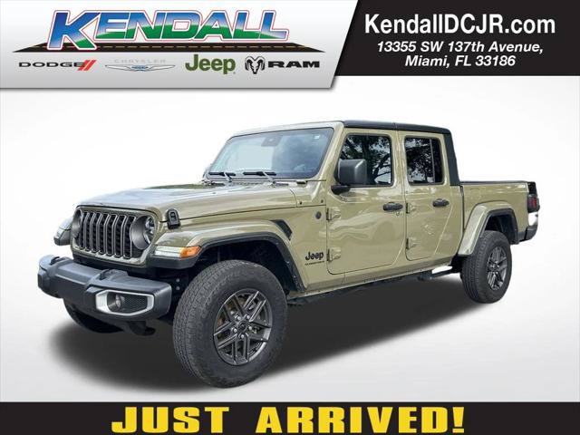 Certified 2025 Jeep Gladiator Sport AWD/4WD 360° Tour