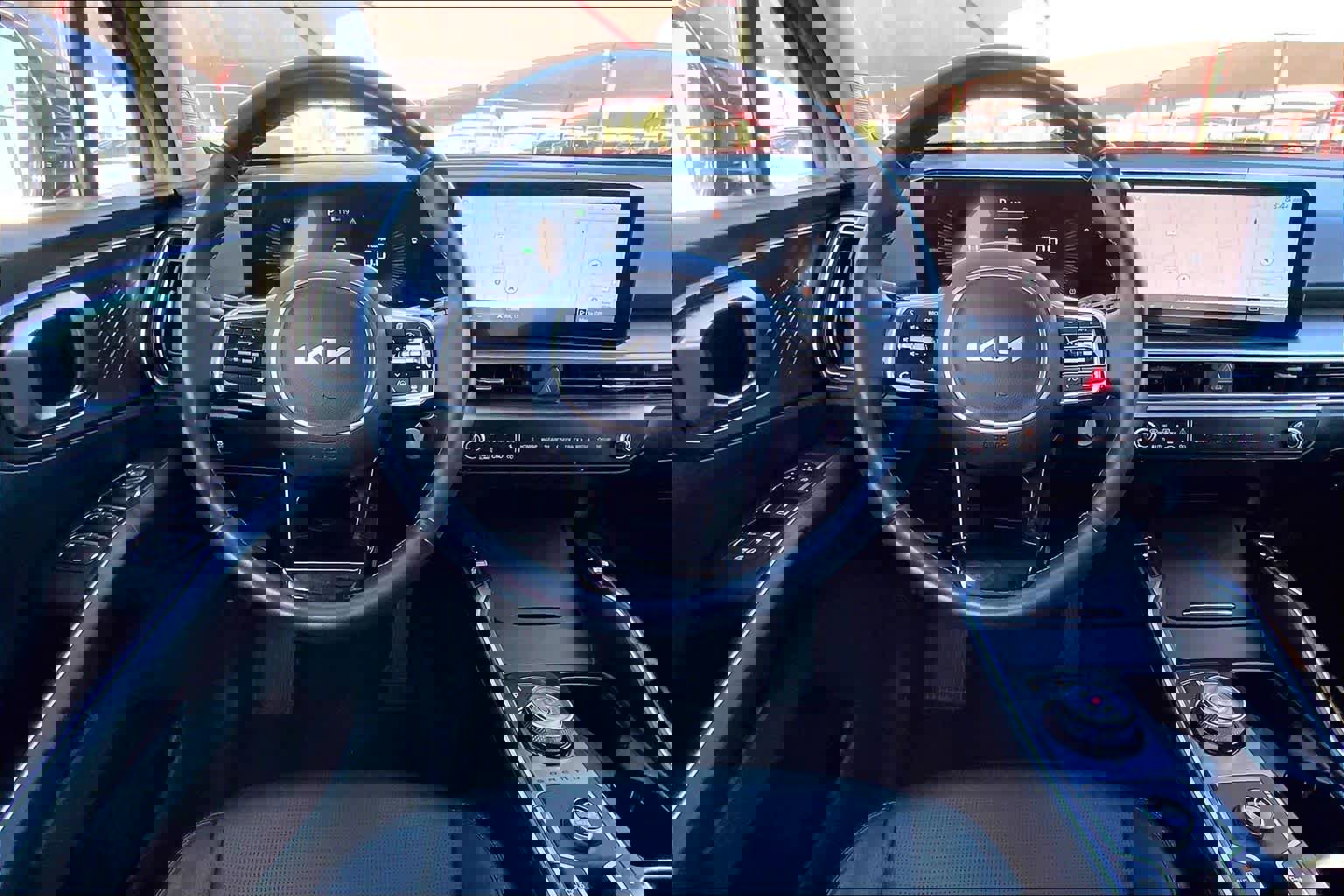 Used 2025 Kia Sorento EX FWD image 6