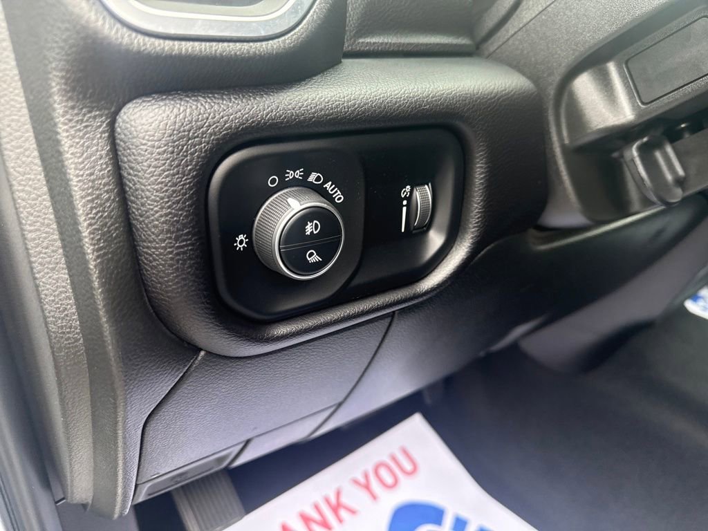 Used 2025 RAM 2500 Big Horn AWD/4WD image 17