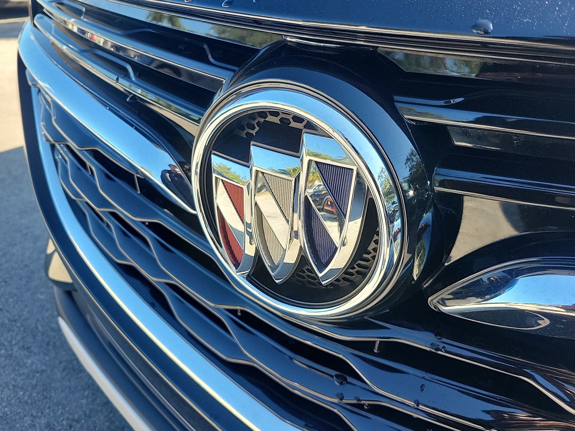 Used 2022 Buick Encore GX Select image 9