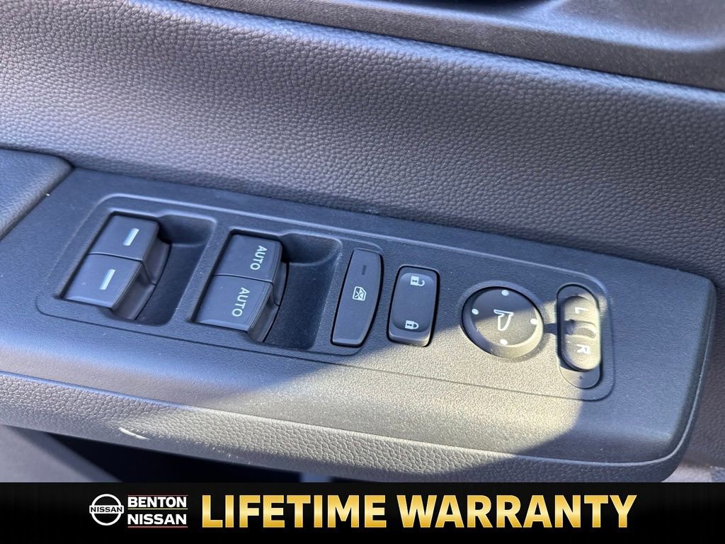 Used 2025 Honda CR-V Sport image 12