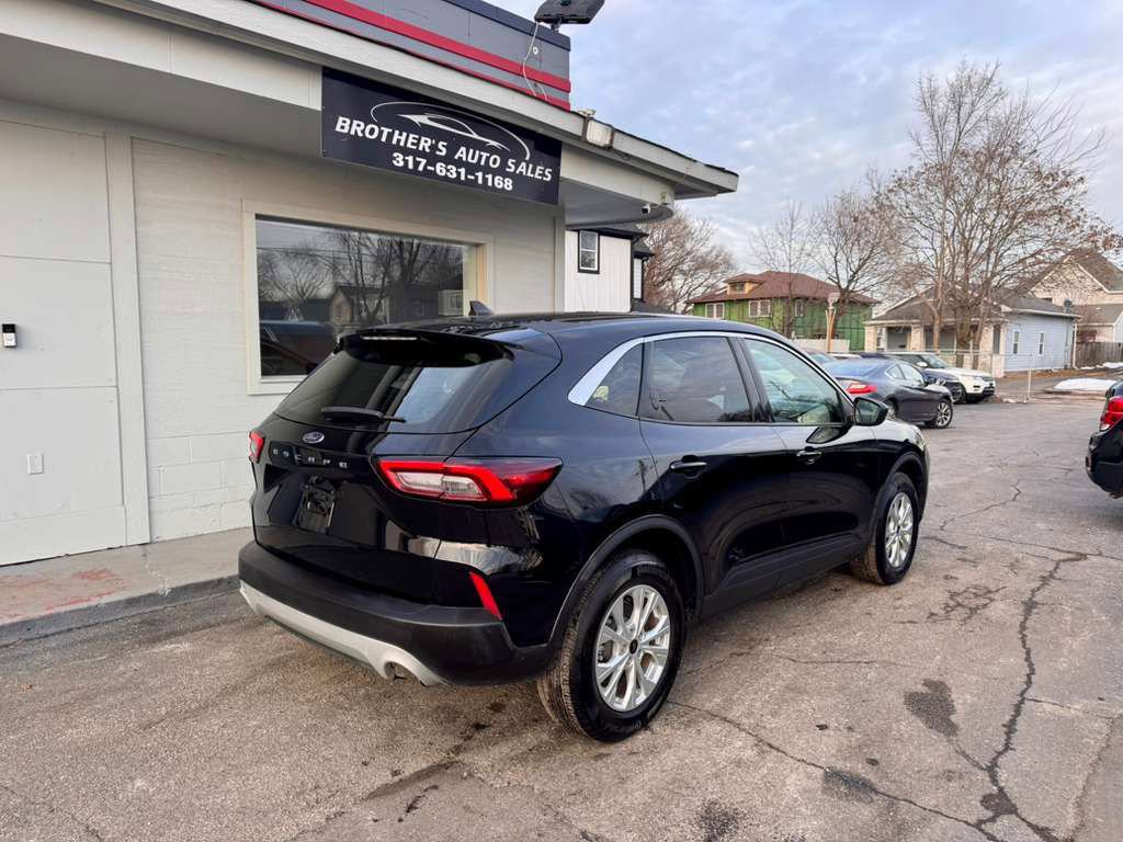 Used 2023 Ford Escape Active image 12