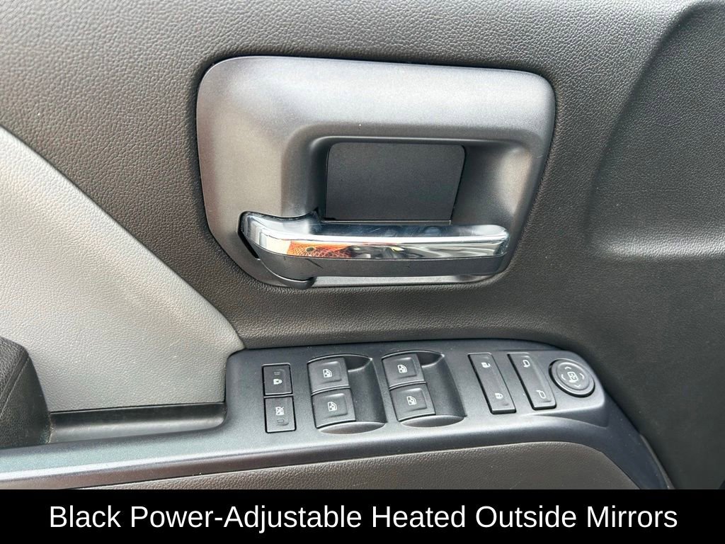 Used 2019 Chevrolet Silverado 1500 Custom w/ Custom Convenience Package AWD/4WD image 17