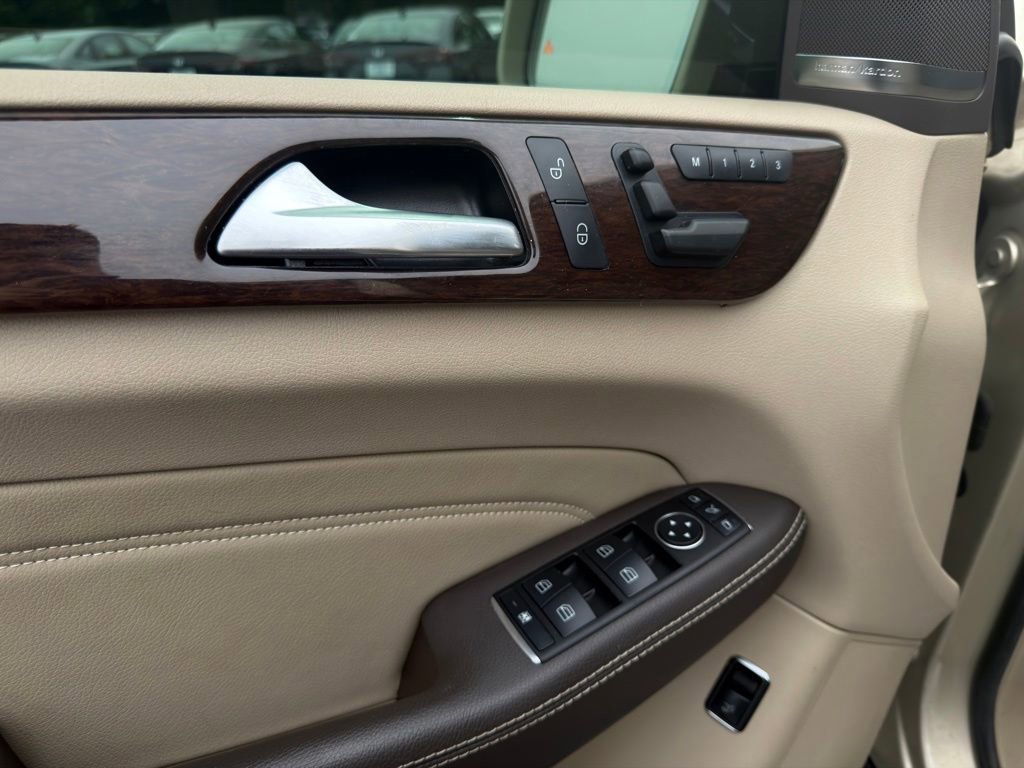 Used 2013 Mercedes-Benz ML 350 4MATIC image 27