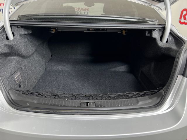 Used 2015 Chevrolet Malibu LT image 23