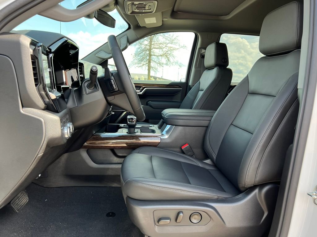 New 2026 GMC Sierra 1500 Elevation w/ Elevation Premium Package AWD/4WD image 5