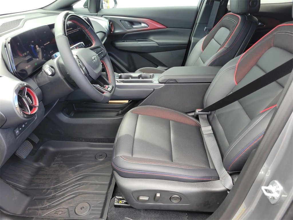 New 2025 Chevrolet Equinox EV RS image 18