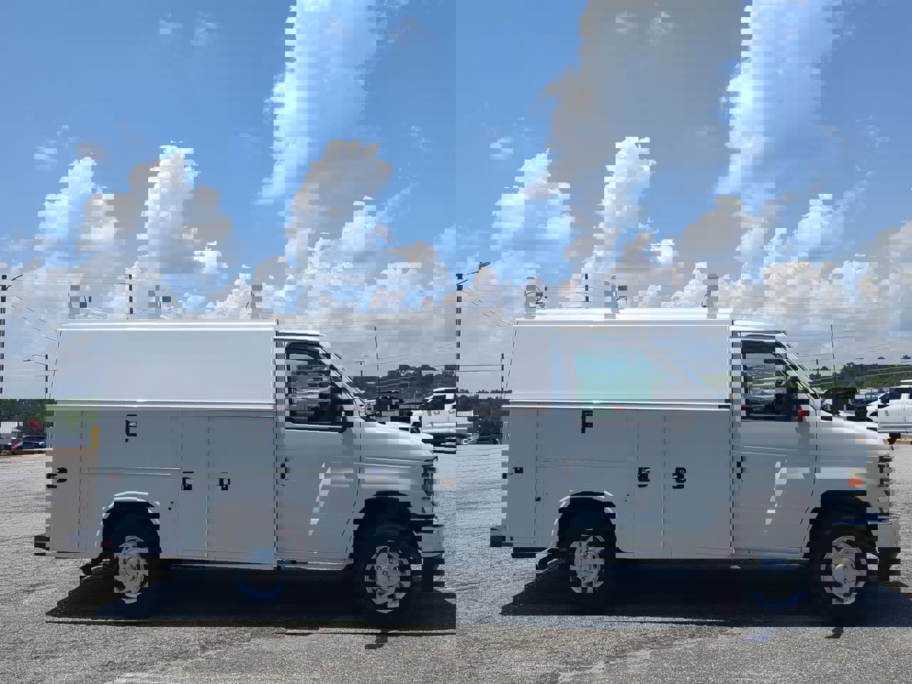 New 2026 Ford E-350 and Econoline 350 Super Duty w/ Power Equipment Group image 2