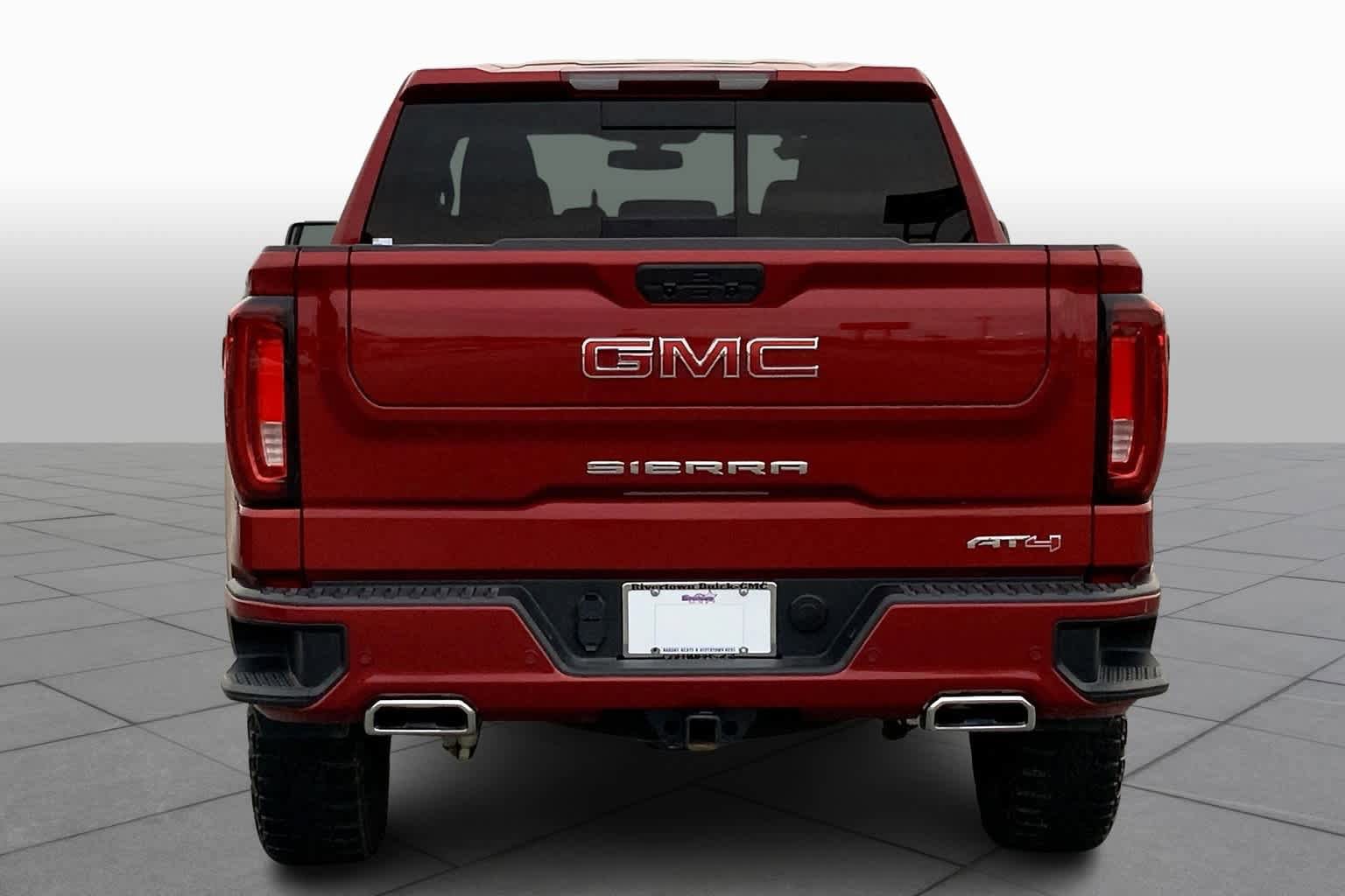 Used 2022 GMC Sierra 1500 AT4 w/ AT4 Premium Package image 5