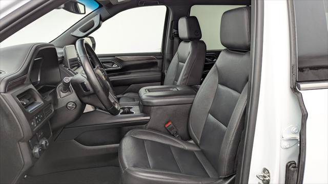 Used 2023 Chevrolet Tahoe LT w/ Luxury Package RWD image 14