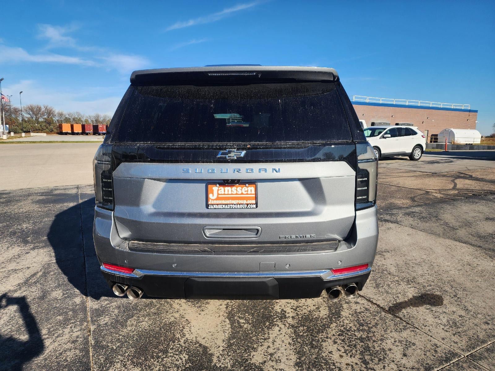 New 2026 Chevrolet Suburban Premier image 5