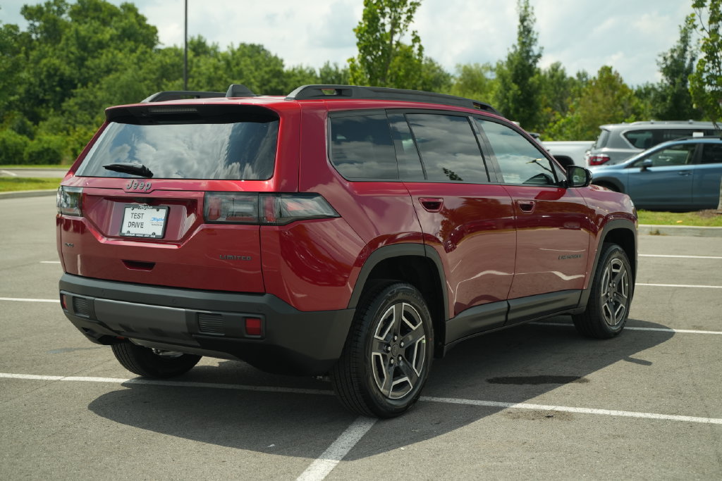 New 2026 Jeep Cherokee Limited AWD/4WD image 7
