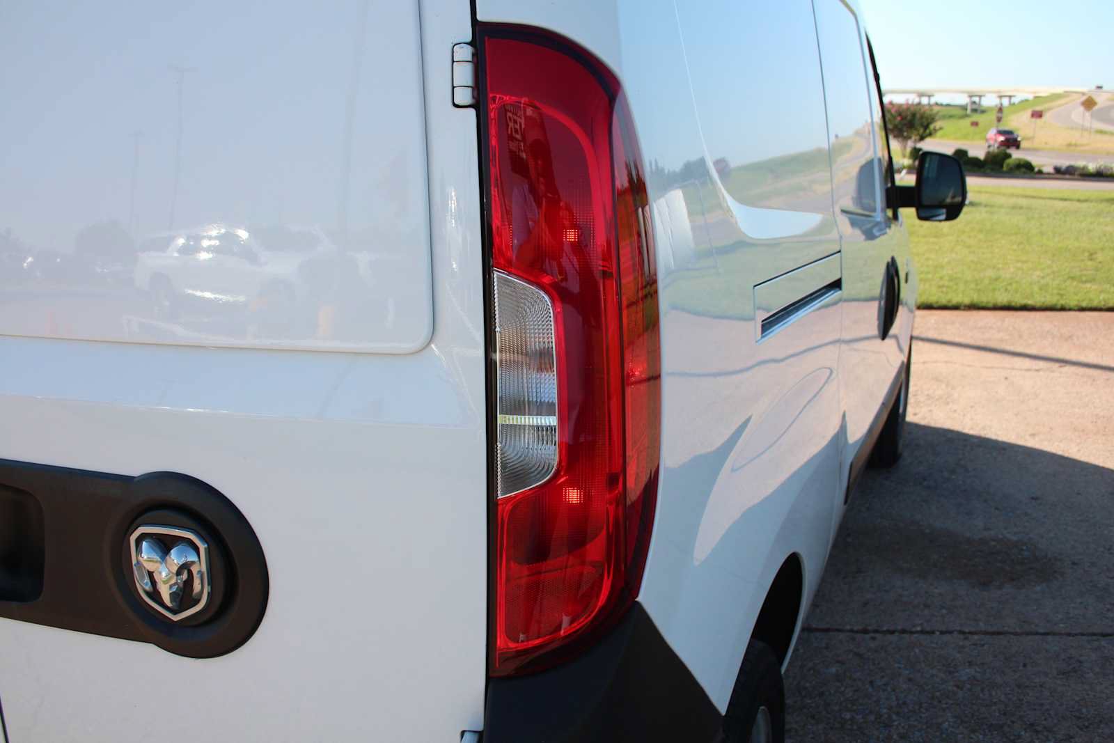 Used 2021 RAM ProMaster City Tradesman FWD image 12