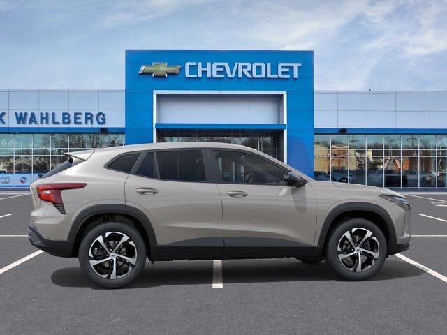 New 2026 Chevrolet Trax RS w/ Driver Confidence Package FWD image 5