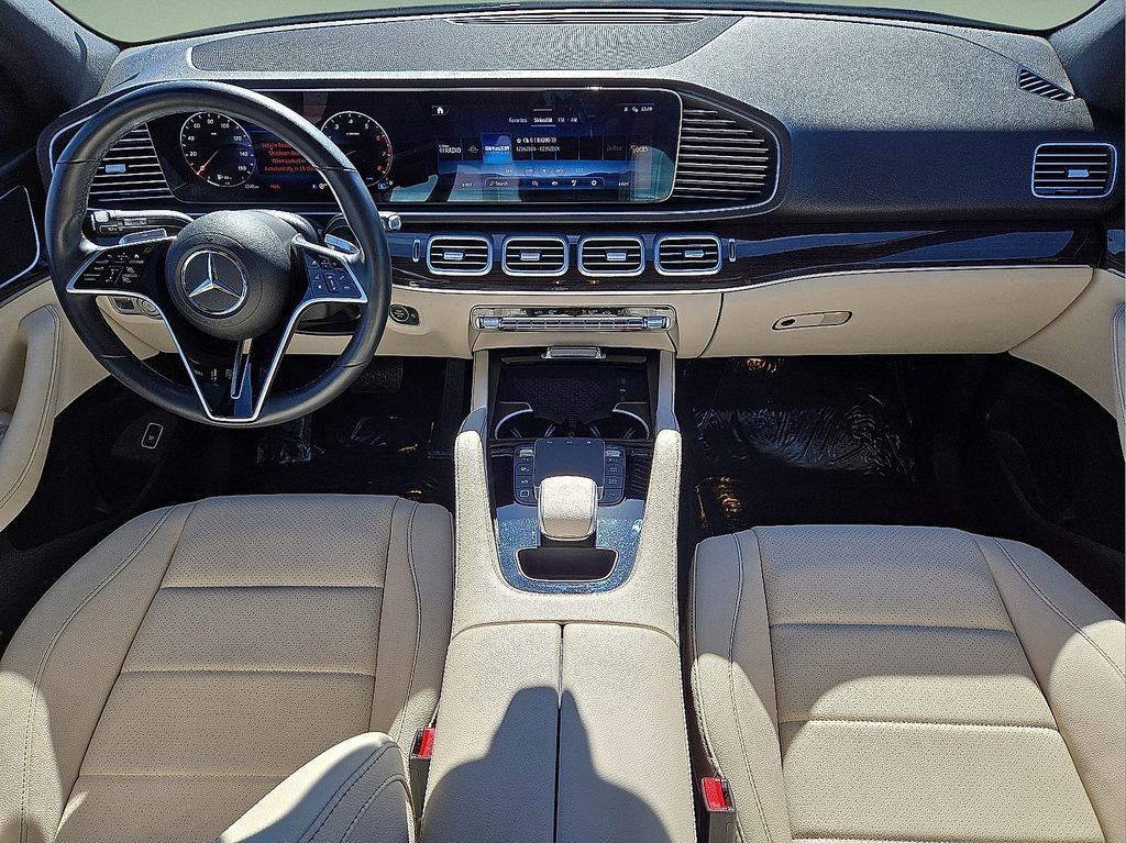Used 2025 Mercedes-Benz GLE 450 4MATIC w/ Warmth & Comfort Package image 18