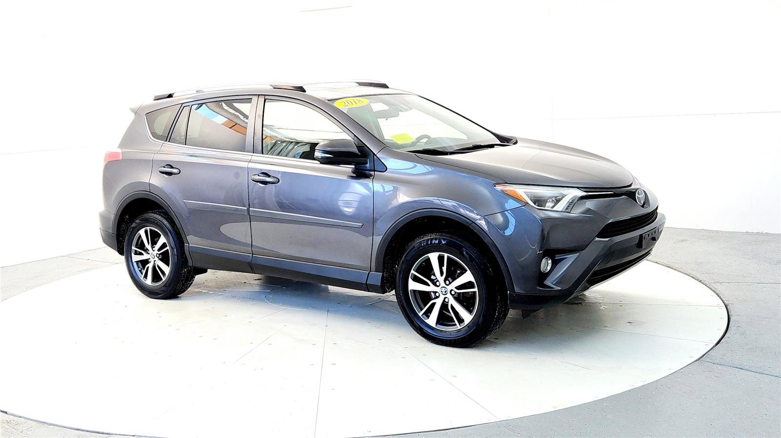 Used 2018 Toyota RAV4 XLE image 7
