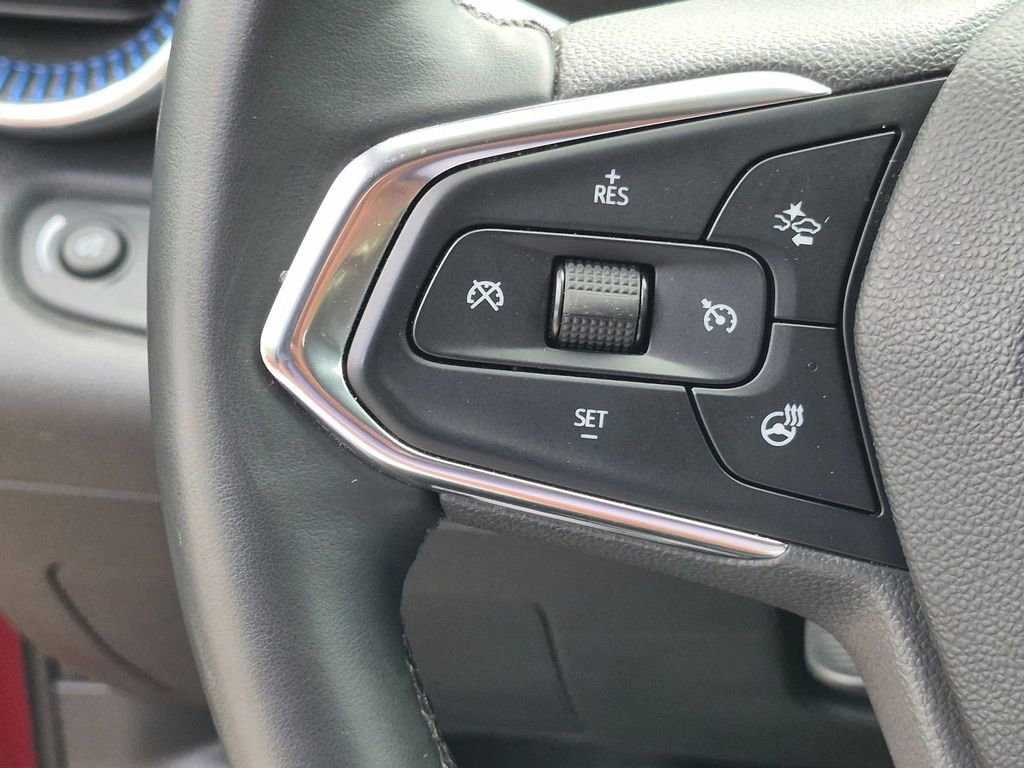 Used 2025 Chevrolet Trax LT w/ LT Convenience Package FWD image 14