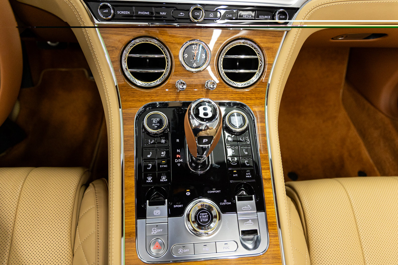 Used 2023 Bentley Continental GT Azure AWD/4WD image 40