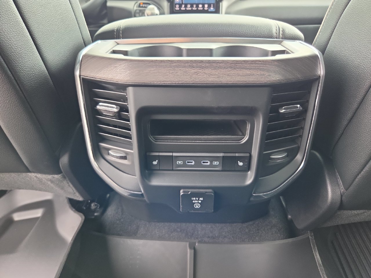 New 2026 RAM 1500 Laramie w/ Sport Appearance Package AWD/4WD image 14