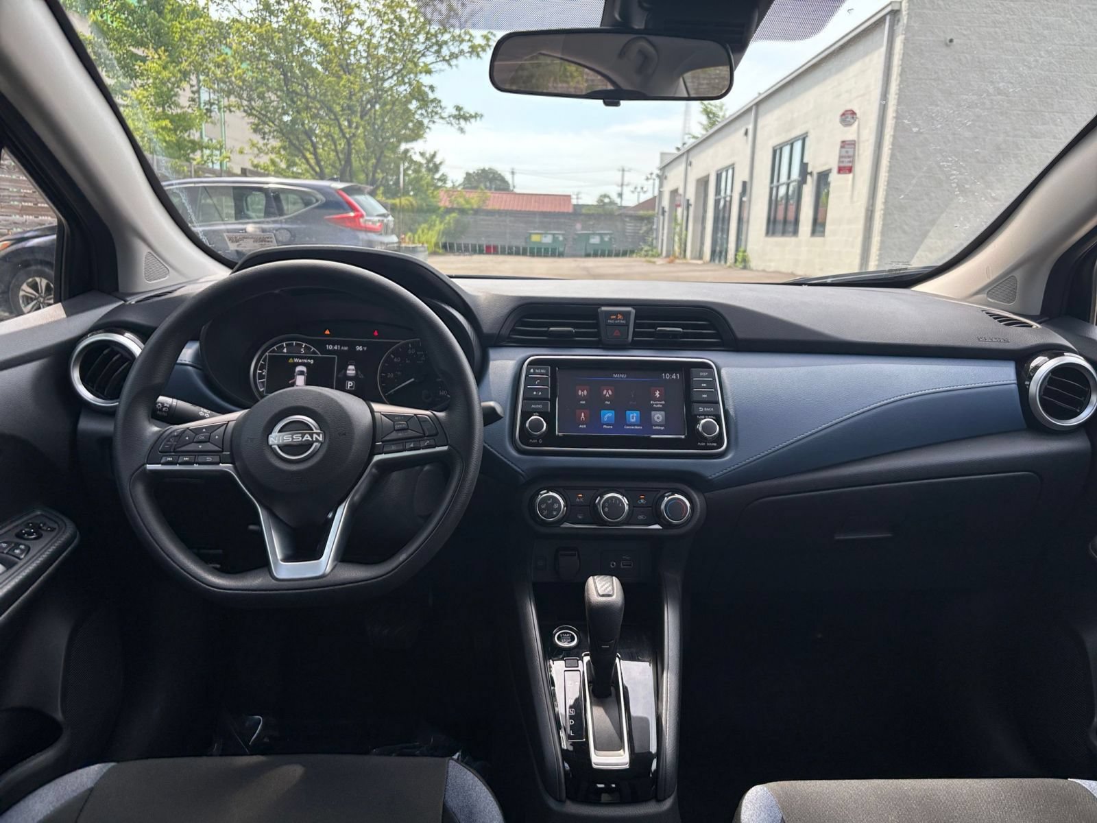 Used 2025 Nissan Versa SV FWD image 32