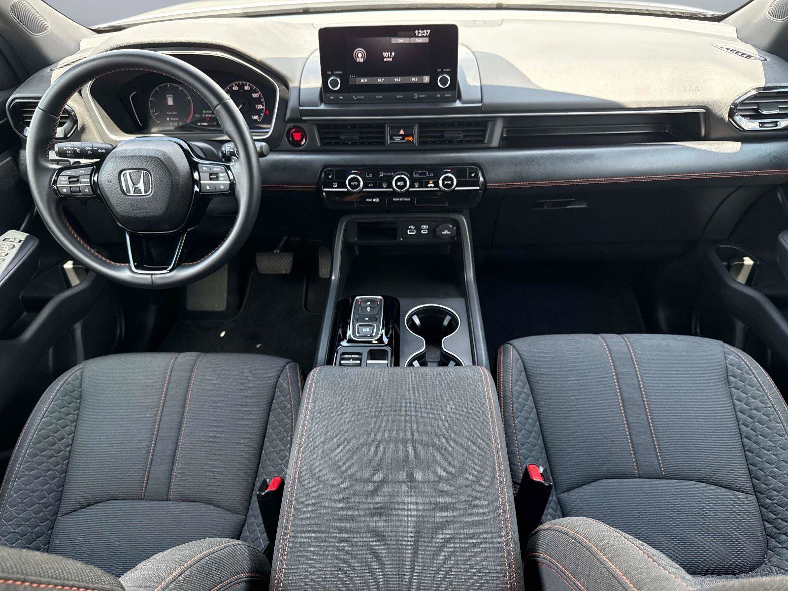 Certified 2025 Honda Pilot Sport image 16