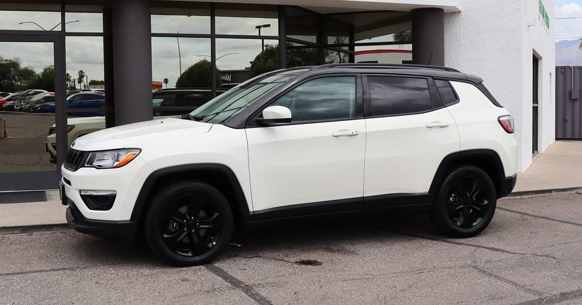 Used 2019 Jeep Compass Latitude FWD image 7