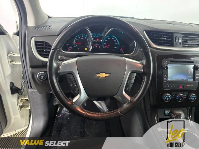 Used 2015 Chevrolet Traverse LT FWD image 11