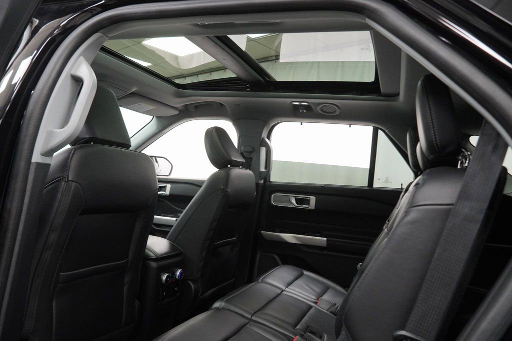 Used 2022 Ford Explorer Limited w/ Hybrid Equipment Group 310A image 22