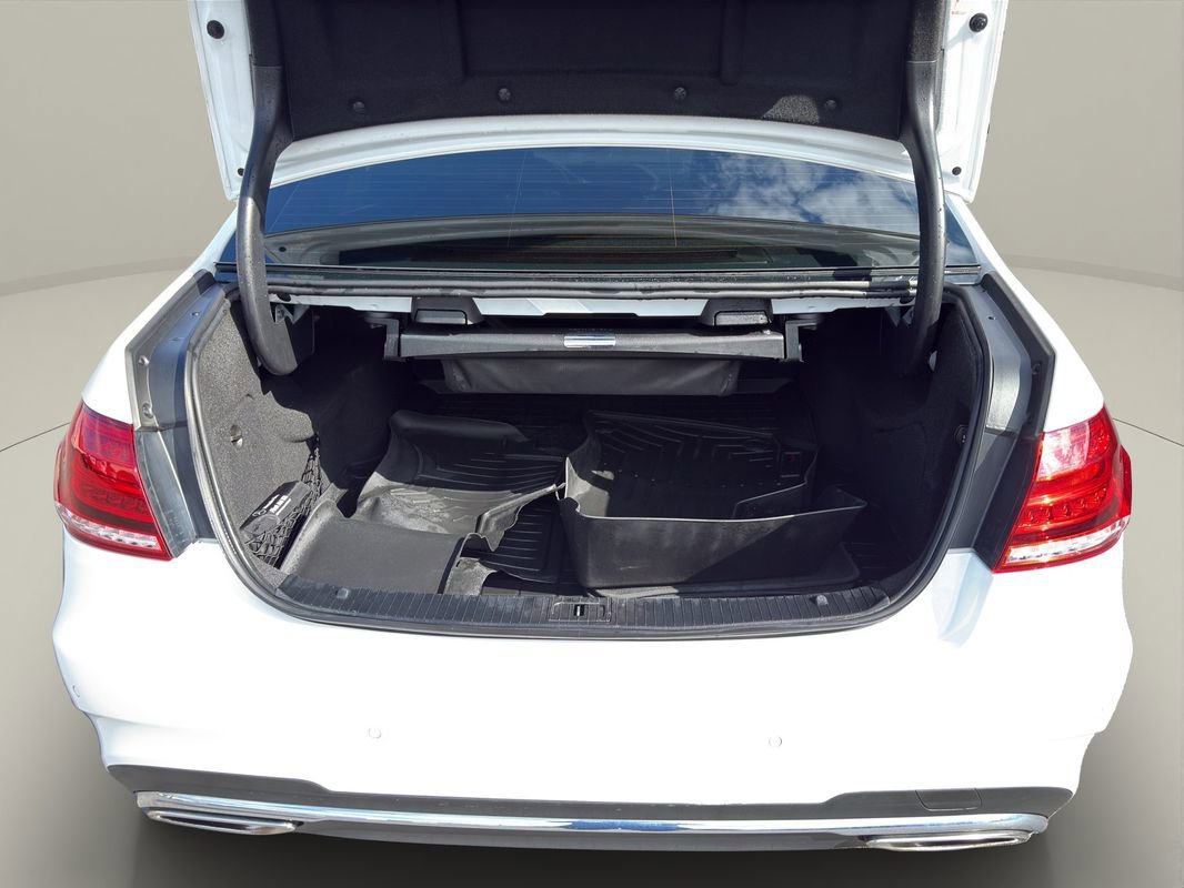Used 2016 Mercedes-Benz E 350 4MATIC Sedan image 20