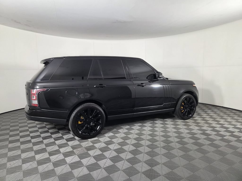 Used 2015 Land Rover Range Rover Supercharged AWD/4WD image 4