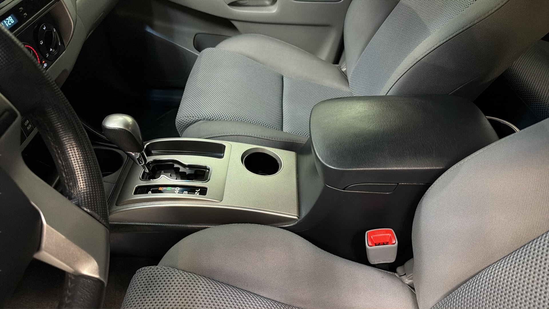 Used 2013 Toyota Tacoma PreRunner w/ TRD Off-Road Pkg RWD image 25