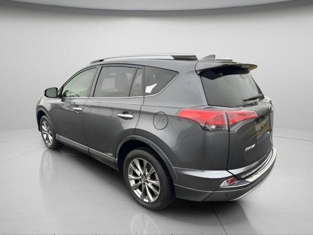 Used 2018 Toyota RAV4 Limited w/ Advanced Technology Package image 8