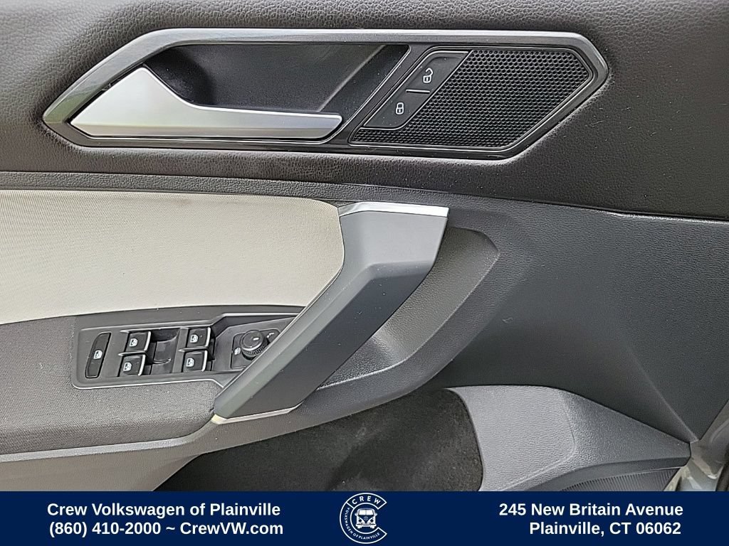 Used 2018 Volkswagen Tiguan S AWD/4WD image 38