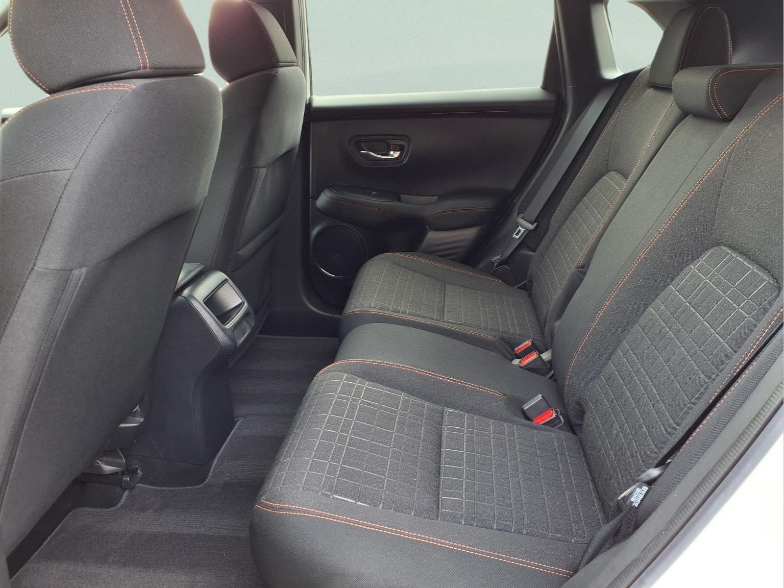 Used 2024 Honda HR-V Sport image 11