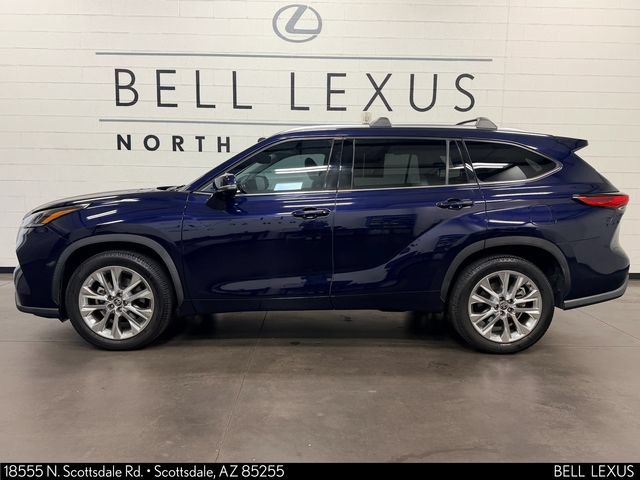 Used 2021 Toyota Highlander Limited FWD image 7