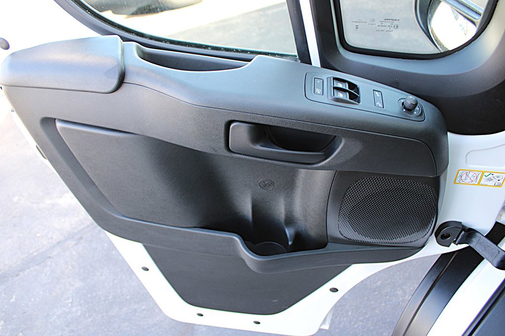 Used 2025 RAM ProMaster 3500 w/ Convenience Group image 16