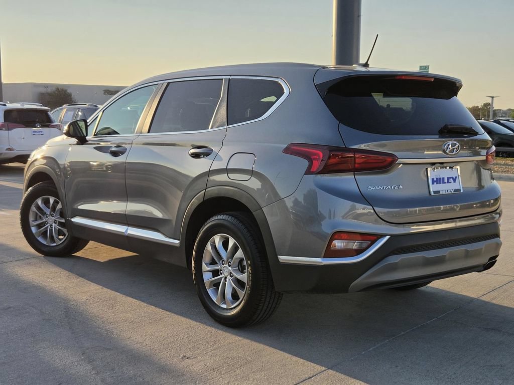 Used 2019 Hyundai Santa Fe SE FWD image 3